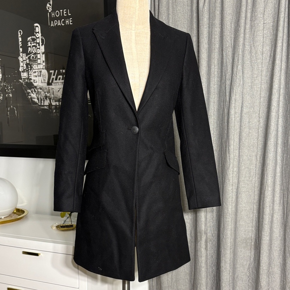 Black Women's Single-Button Tailored Coat